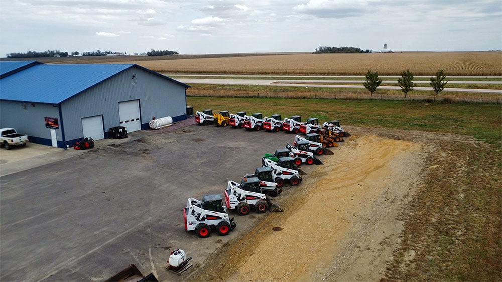 arial view of Matt Ascheman Equipment Inc. skidsteers